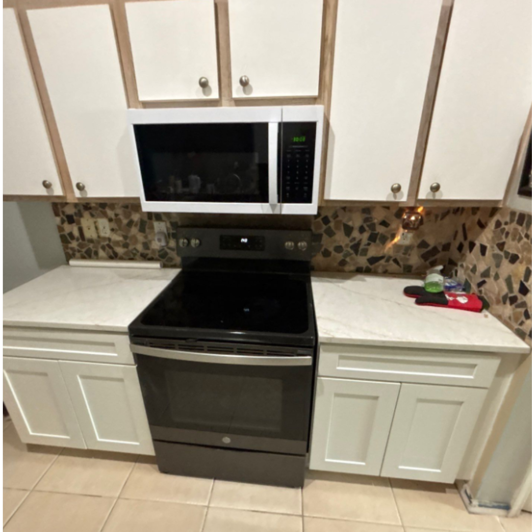 Blue Modern Job Vacancy Instagram Post (10)