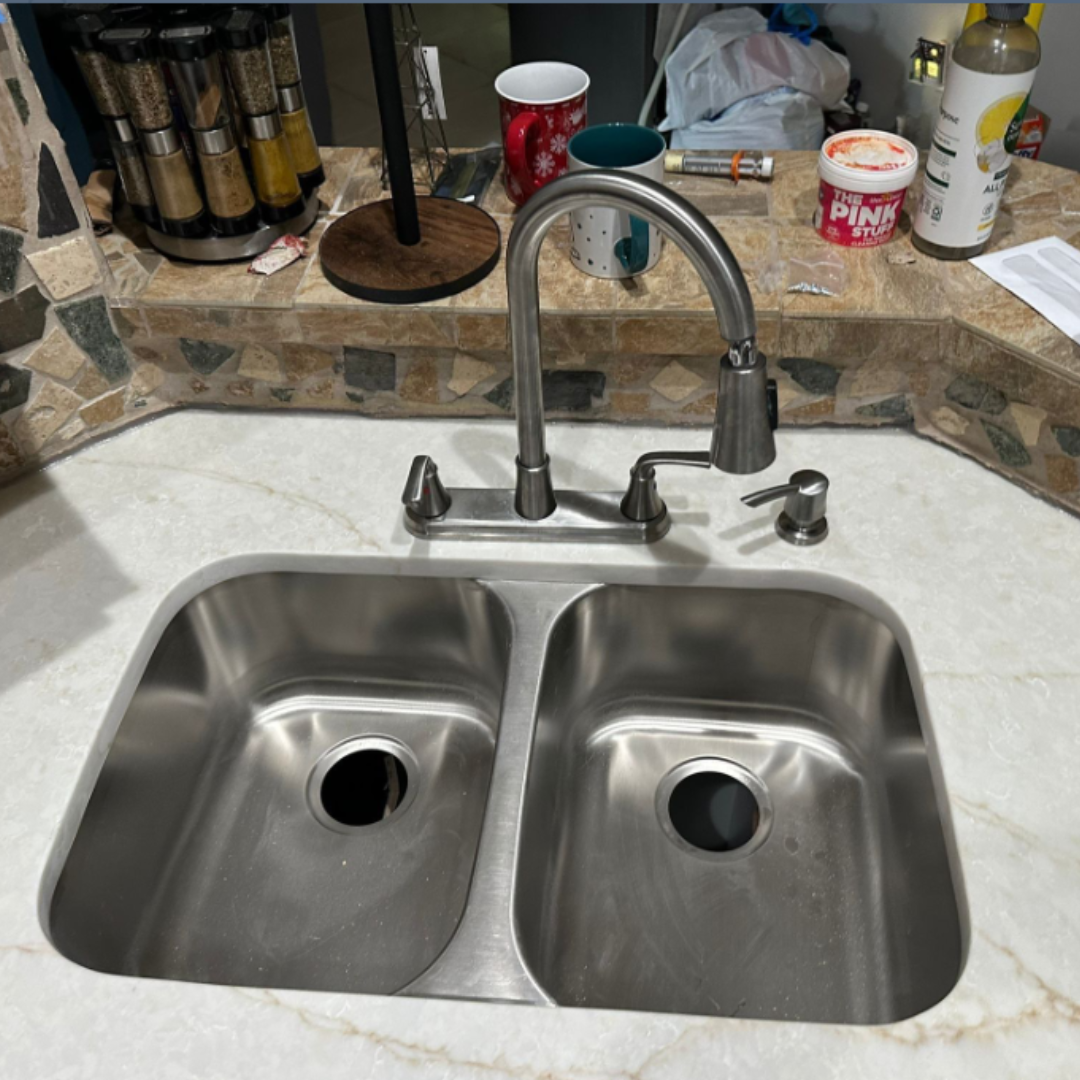 Blue Modern Job Vacancy Instagram Post (11)